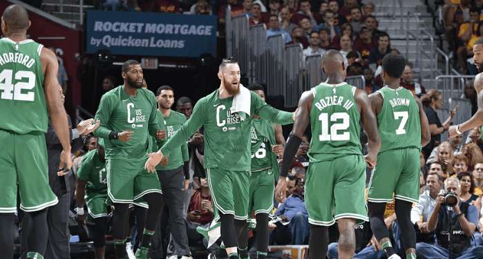  斯图加特客场遭遇惨败，防守漏洞暴露无遗