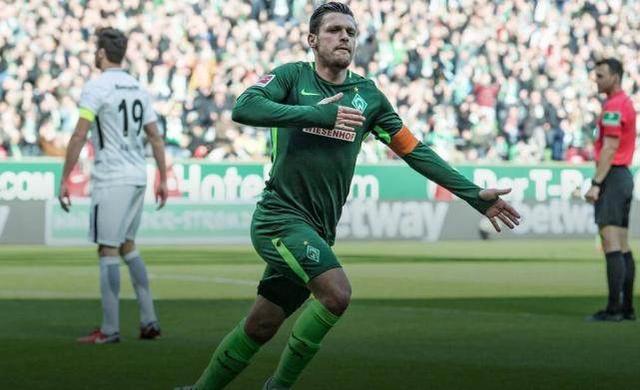  不莱梅老将建功助球队脱困，德甲保级希望重燃